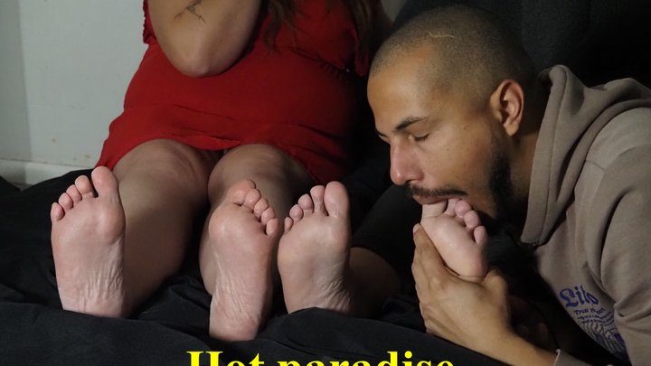 Hot Paradise - 2 BBW offer me their delicious fat feet (Paulette, Marie-Pierre & Bob45) HD