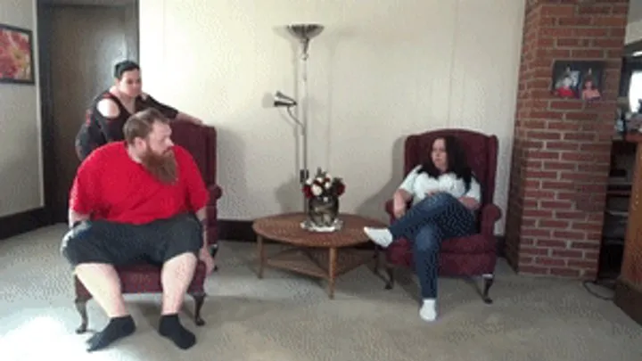 Gina Rae Michaels Bondage - Step mom Gina gives Courtney a lesson in hand gags