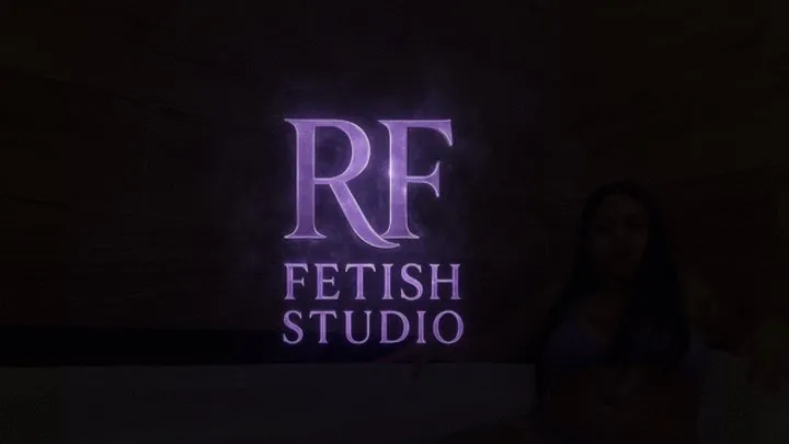 Raquel Fisher Studio - PAWG FARTING HARD IN THE HOT TUB BY RAQUEL FISHER CAM FULL HD