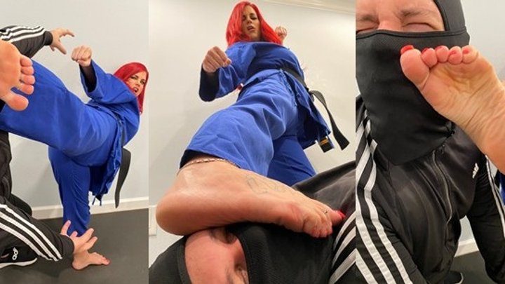 Foot Mode Pic Clips - Her Powerful Feet