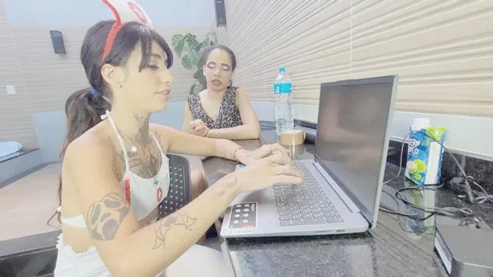 Fetish Factory Brazil Foot Fetish - BABE DOING AN ENDOSCOPY WITH HER FOOT IN FABI - CLIP FULL