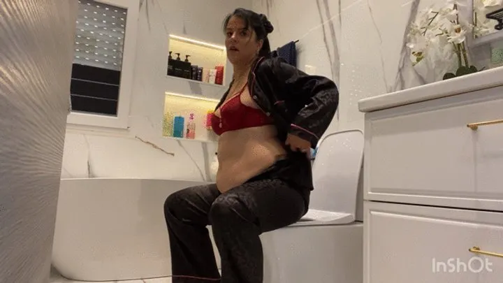 Prettyprincess - Ploop in toilet and lots of farts