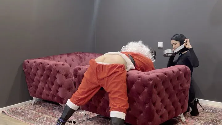 Jolie Berrie - Santa Spanked & Tickle Punished - part I [4k]