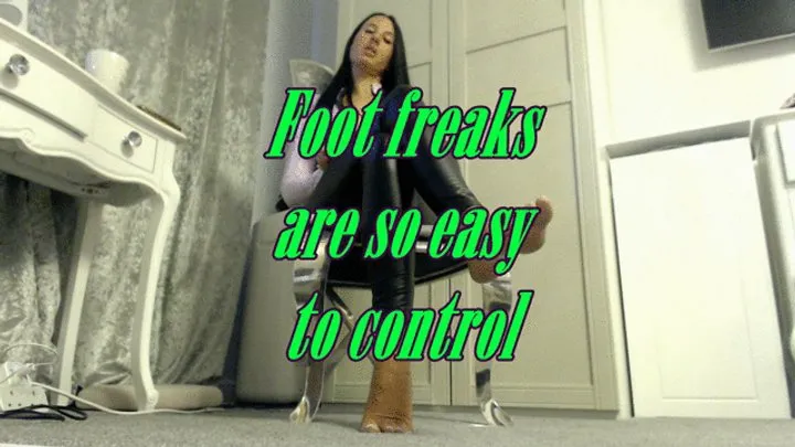Dominatrix-victoria-black - Foot freaks are so easy to control (WMV)