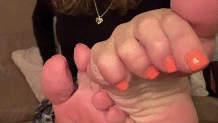 Aariels Fetish Clips - BIG PINK SOLES