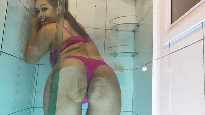 Goddess Scarlet White - ASIAN GODDESS FARTING ON SMALL SLAVE ON GLASS PART 3 BY KIARA AND SMALL JEFF CAM BY ALINE FULL HD