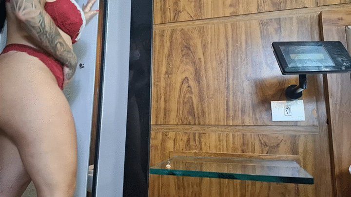 Gf Studios - GIANT PAWG GODDESS FARTING ON SMALL SLAVE BY SASHA AND SMALL JEFF CAM BY ALINE FULL HD