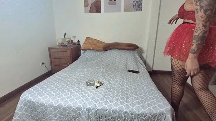 Babiventurafetish - Masturbate under my orders while looking at my body and feeling my farts.