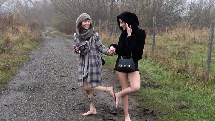 Foot Torment Girls In Poland - Autumn barefoot strolls with Kicia and Lotta