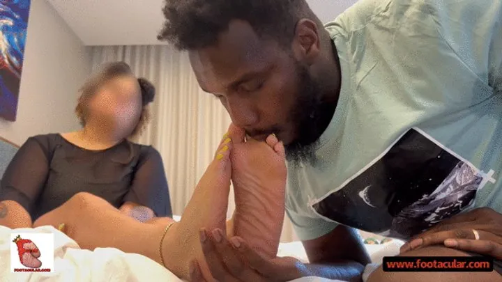 Queentacular - Clingy Girlfriend Makes Me Stay Home To Suck Toes - TheFTHoncho Foot Worship