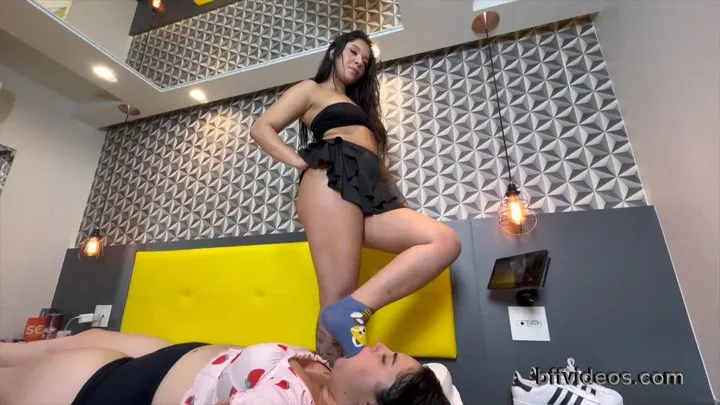 Brazil Foot Gagging - Ana Ayume Sweaty Sneakers Feet Down Bitch Throat II