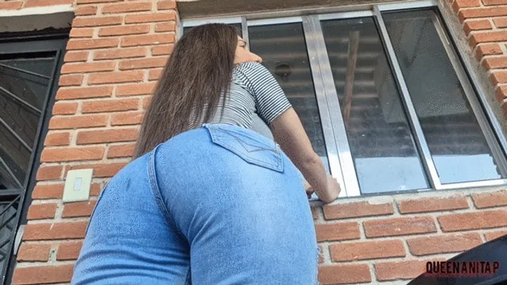 Queen Anita P - Teaching My Boyfriend How to Smell and Study My Farts - PART 4