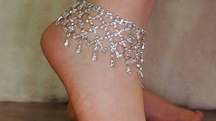 Anastasia Gree Clip Store - #4 My feet are your shrine - pray!