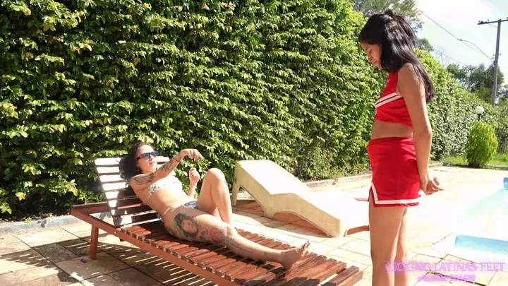 Licking Latinas Feet - NIKA - Chill massage on a sunny day! (HD)