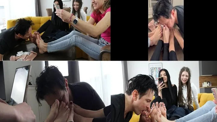 Smelling- Austria - Feet Smelling 129