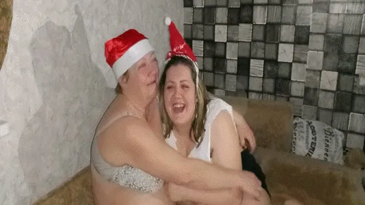 Appetizing Crumpet - Festive BBW Tickles MP4