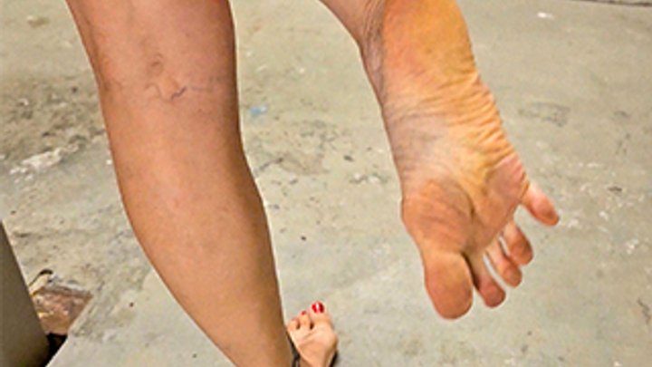 Feetplay And Seduction - Dinka Doll's Dirty Feet and Feet Washing Teaser (Remastered) - mobile