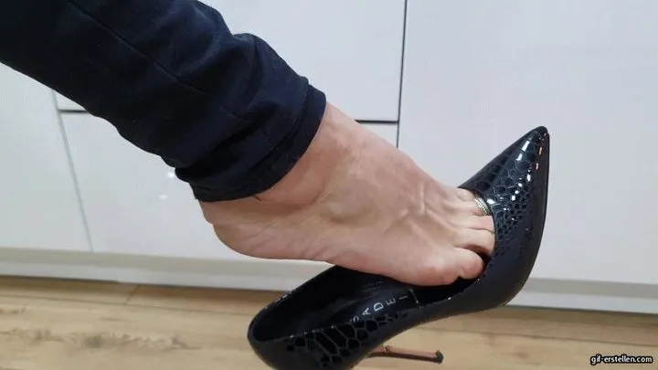Helenas Feet High Heels Tights Legs - Dangling and dipping barefoot with Casadei High Heels HD mp4 1920x1080