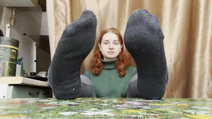 Kathrynnegoddessfeet - Stinky socks sniffing!