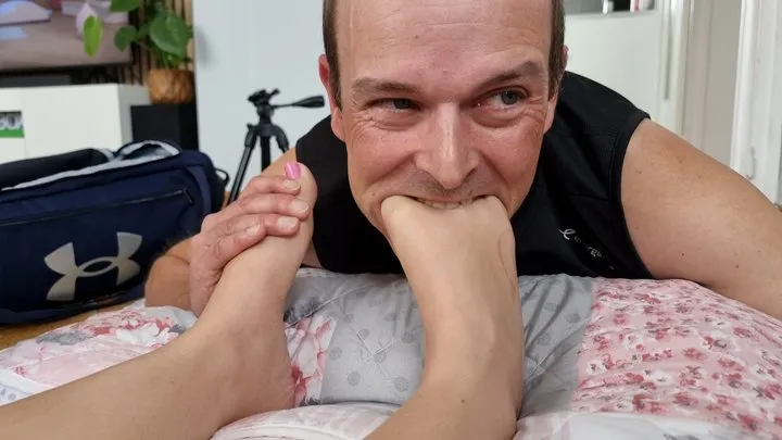 Galactic Feet - Sarah softest feet ever Part 3