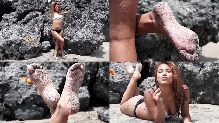 Divarope Latinas In Fetish Bondage - Just a little bite of Sandy barefeet at beach