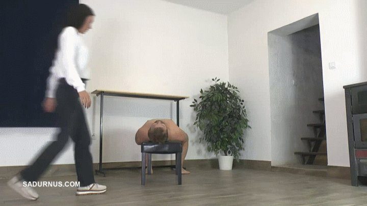 Sadurnus - Under beautiful Mistress Natasa's black jeans B mp4