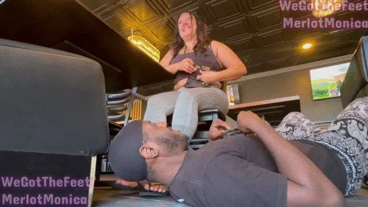 Wegotthefeet - IGNORED FOOTSTOOL IN RESTAURANT FV