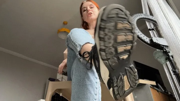 Kathrynnegoddessfeet - Clean my sneakers!