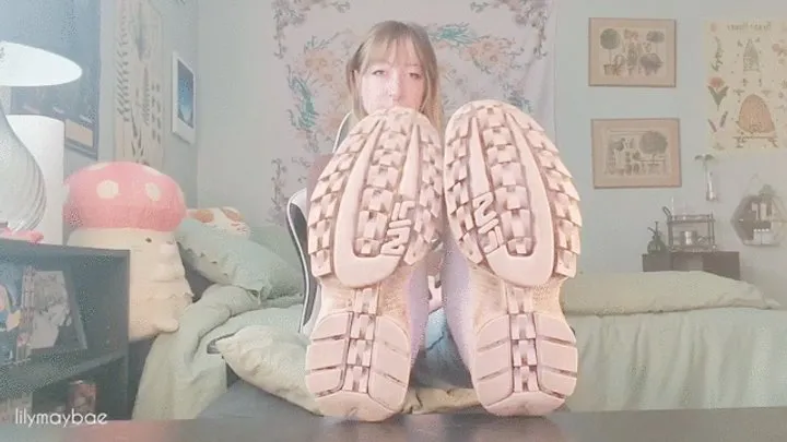 Lilymaybae - Foot Fetish