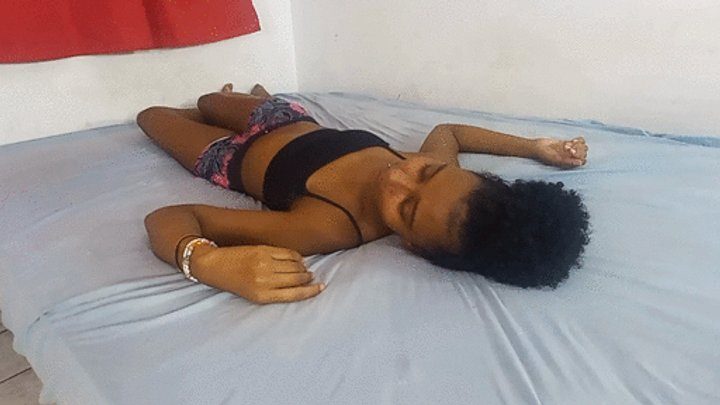 Britney Hunter Fetish - NEW BBW SITTING ON THE FACE OF 18-YEAR-OLD EBONY SLAVE BY BIBI AND MARYJANE BLACK CAM FULL HD