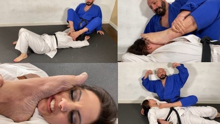 King Leo - The Foot-Jitsu Punisher!