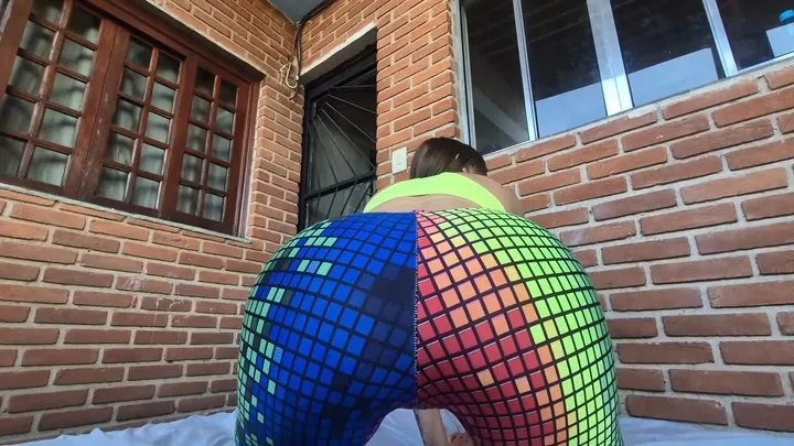 Farting Girls Brazil - Finally I Can Fart After Getting Home from the Gym – by Aretha Lude – Part 2