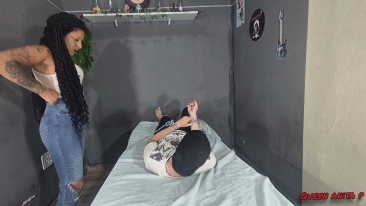 Queen Anita P - Sitting on my slave's face with my jeans on - FULL