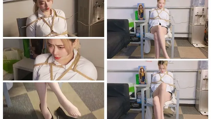 The Dream Of Bondage - C4SMILF26 MILF was bondage to a chair her mouth gagged with stockings Her long legs in flesh-colored stockings were truly beautiful She deliberately dropped one of her high heels revealing her stockinged foot and rubbed it against her leg