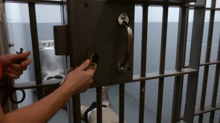 Heavybondage4life - Prisoner's Reward