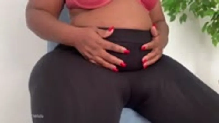 Tabbys Ebony Assss - SHE JUST CANT HOLD IT IN ANY LONGER! FARTING!