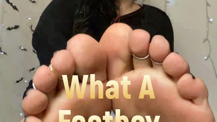 Secretly Smelling Miss Murdah - What A Footboy Should Do HD