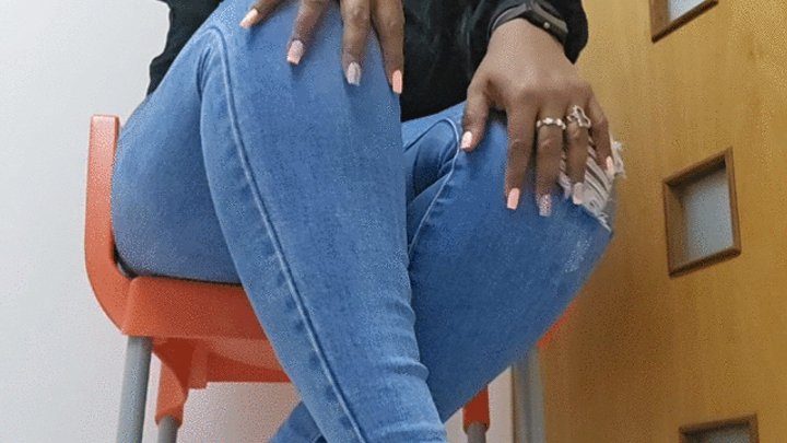 Foot Fetish Paradise - Balbina Big Feet JOI Queen in jeans and sexy mule heels