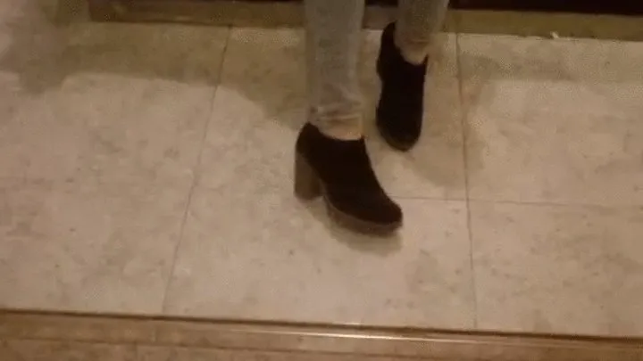 Distribucionesjasa - Sexy Silver Toenails & Bare Feet Tease – Platform Heels Removal Mirror Foot Fetish