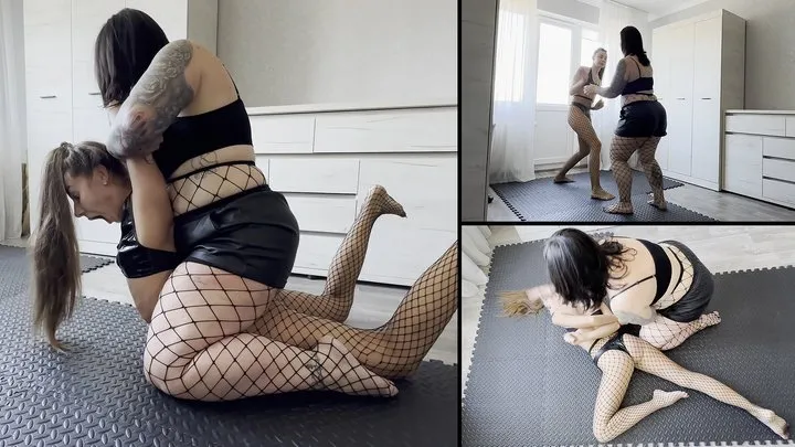 Shiny Leather Heaven - Rosy overpowers and defeats skinny, arrogant Nastya Shiny Leather Heaven - Rosy overpowers and defeats skinny, arrogant Nastya