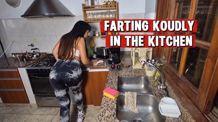 Alessiialove - Farting mercilessly in the kitchen