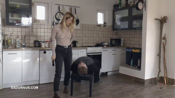 Sadurnus - Miss Amy Douxxx makes herself happy on the slave's face Jeans B mp4