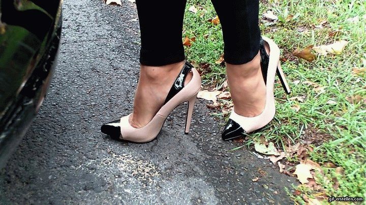 Helenas Feet High Heels Tights Legs - My muddy adventure with high heels and Pantyhose wmv 1280 x 720