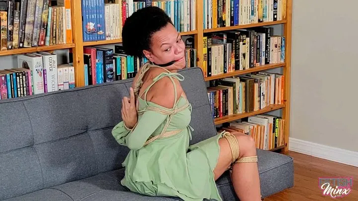 Minx Grrl's Fetish Corner - Kita's Escape Proof Interview (WMV Format)