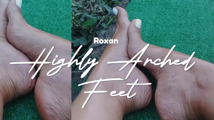 Goddess Foot Fetish - Dazzling with its pronounced arches (3)