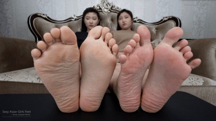 Sexy Asian Girls Feet - Asian girls NaNa and Xiaocai showcase their four sexy feet2 HD