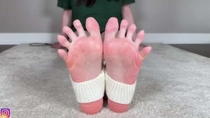 Asiansolequeen - Foot Slave JOI with some Humiliation