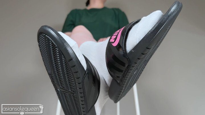 Asiansolequeen - Slides and Sock Removal Humiliation JOI