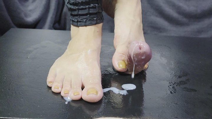 Oldgunner - Cockbox CBT and Cock Trample