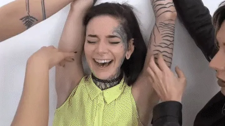 Fetish 4 Mobile - Resistenti? Ma quanto? - Resistant? Really?! ( 1 PART MP4 - MOBILE VERSION )